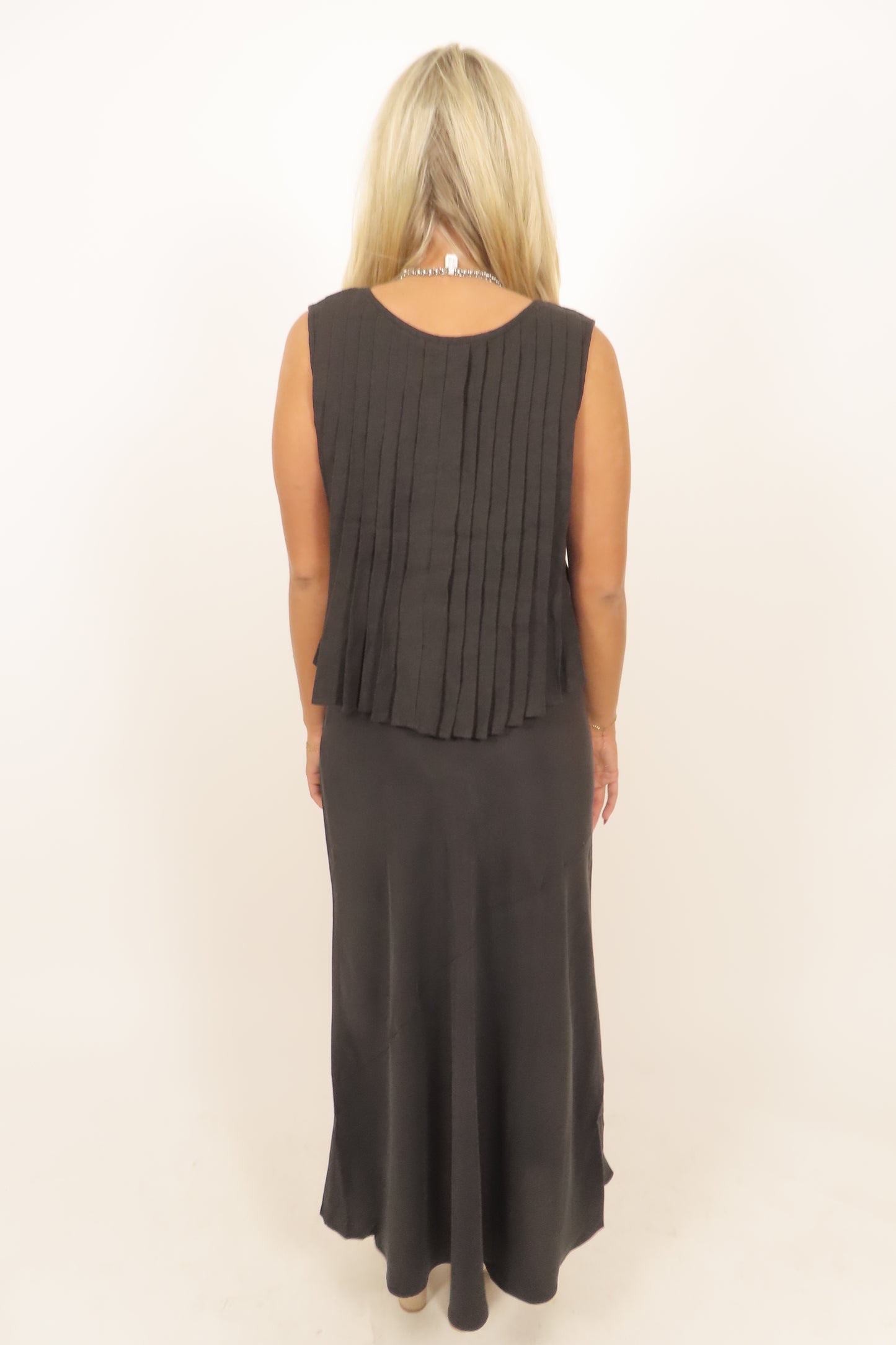 Pleated Tie Tank